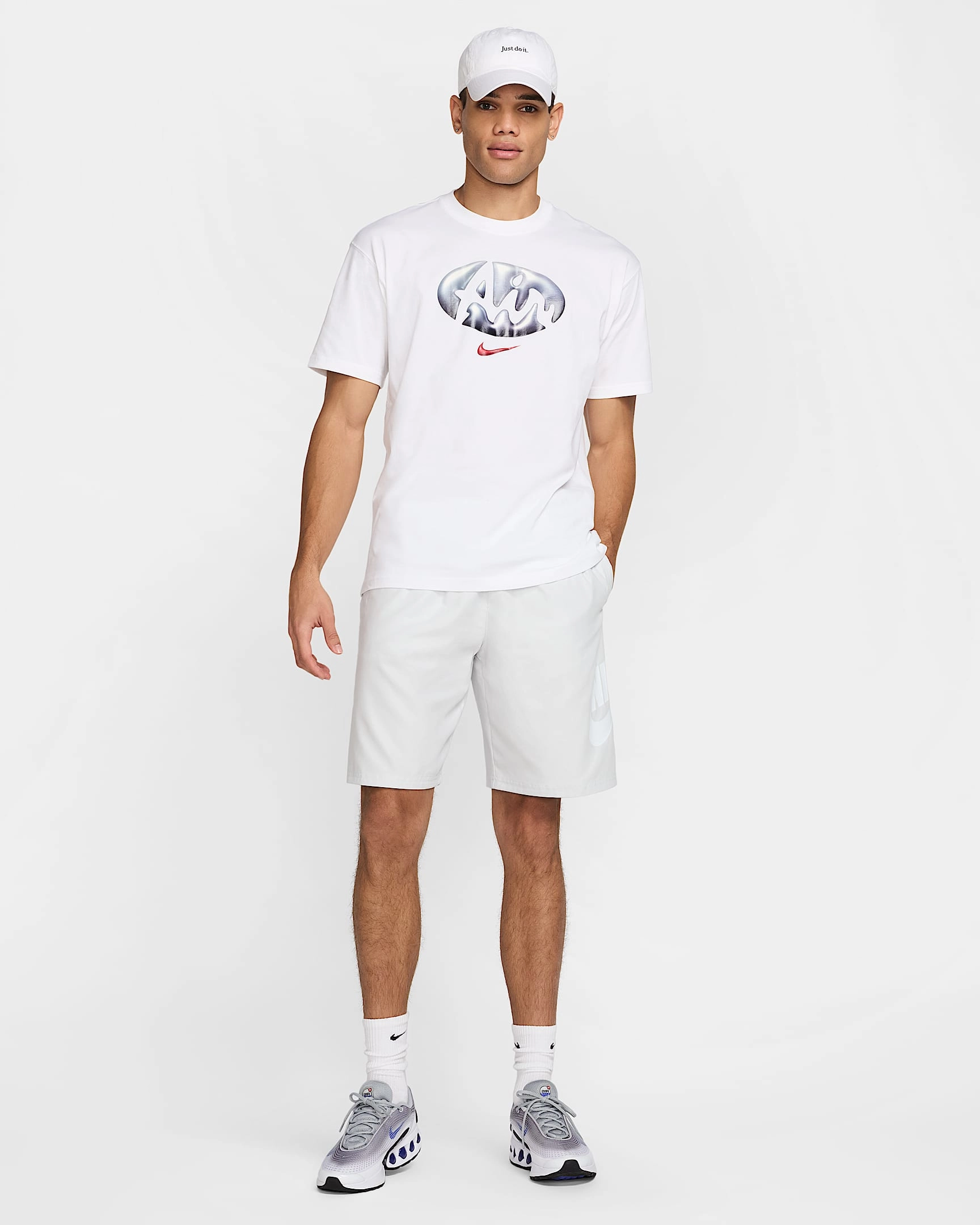 Nike Sportswear Max90: Éadaí Traidisiúnta Fir, Stíl Nua-Aimseartha le Croí Bréige, Cumhachtach agus Suntasach!