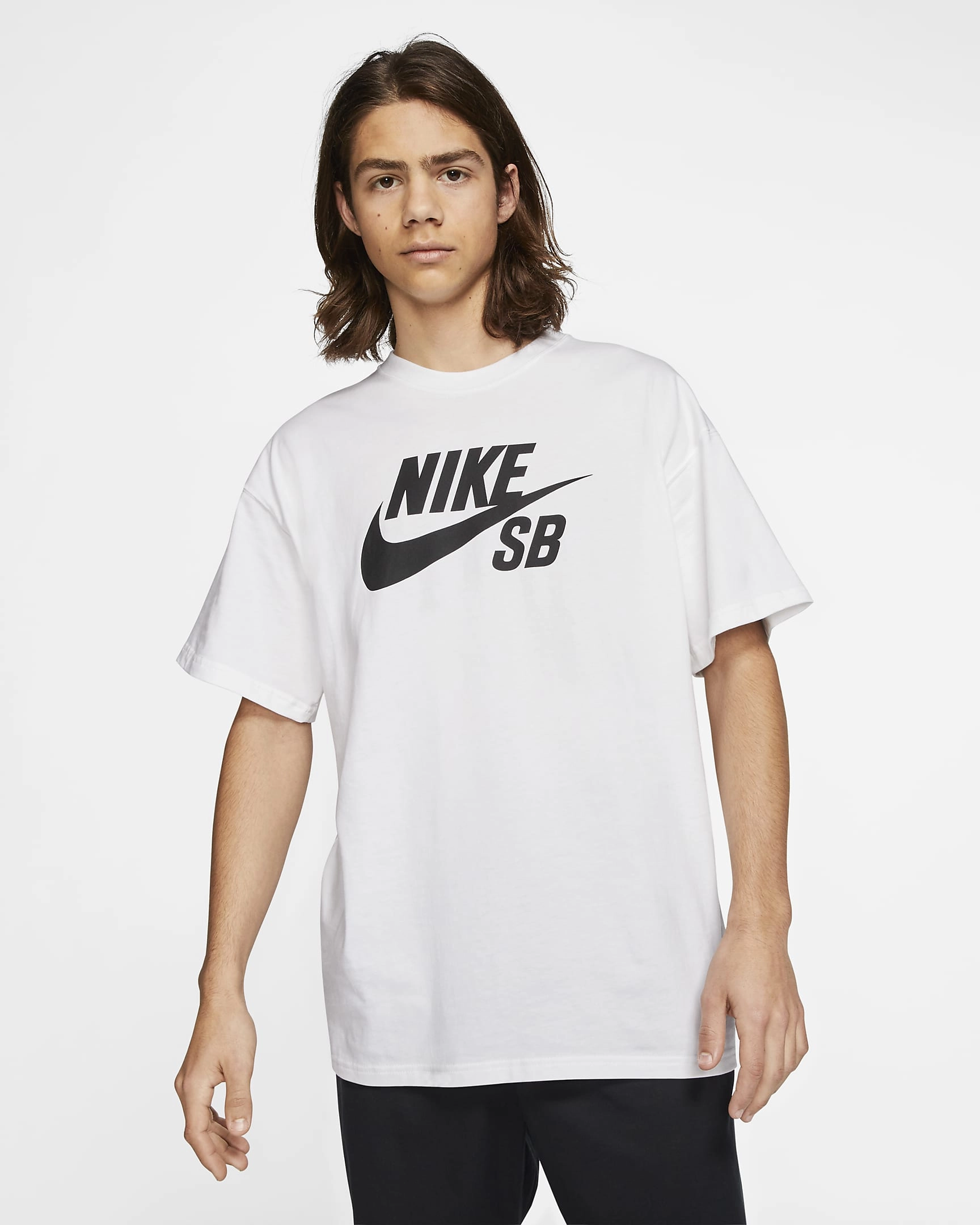 Nike SB: Léim isteach sa spraoi le léine T-shirt! Craic agus stíl le chéile, a bhuachaill!